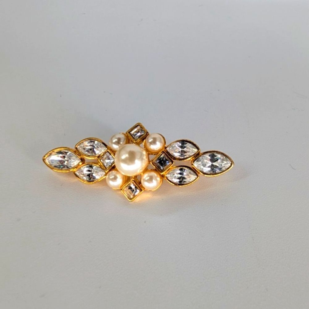 Rare Gold Brooch - Picture 3 of 5